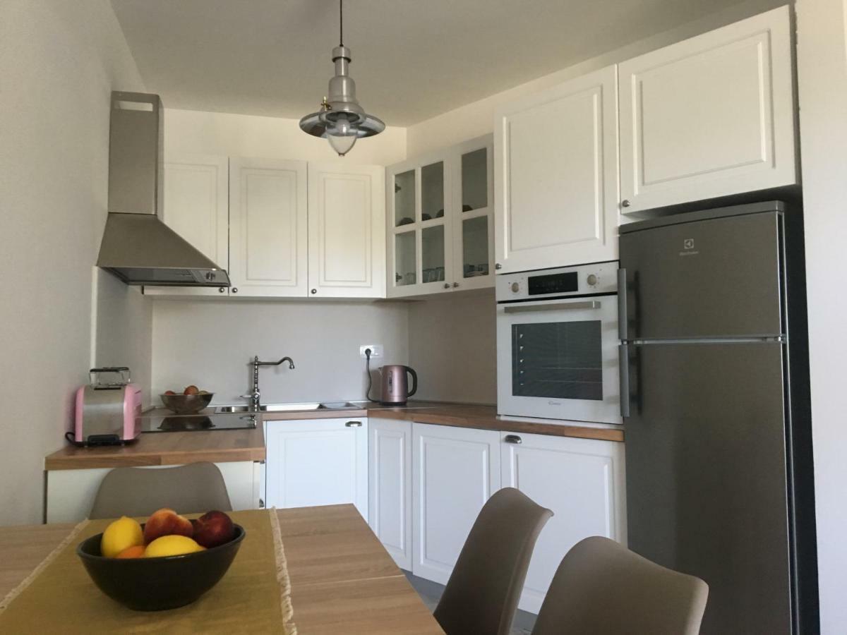 Holly Apartman Umag Eksteriør bilde